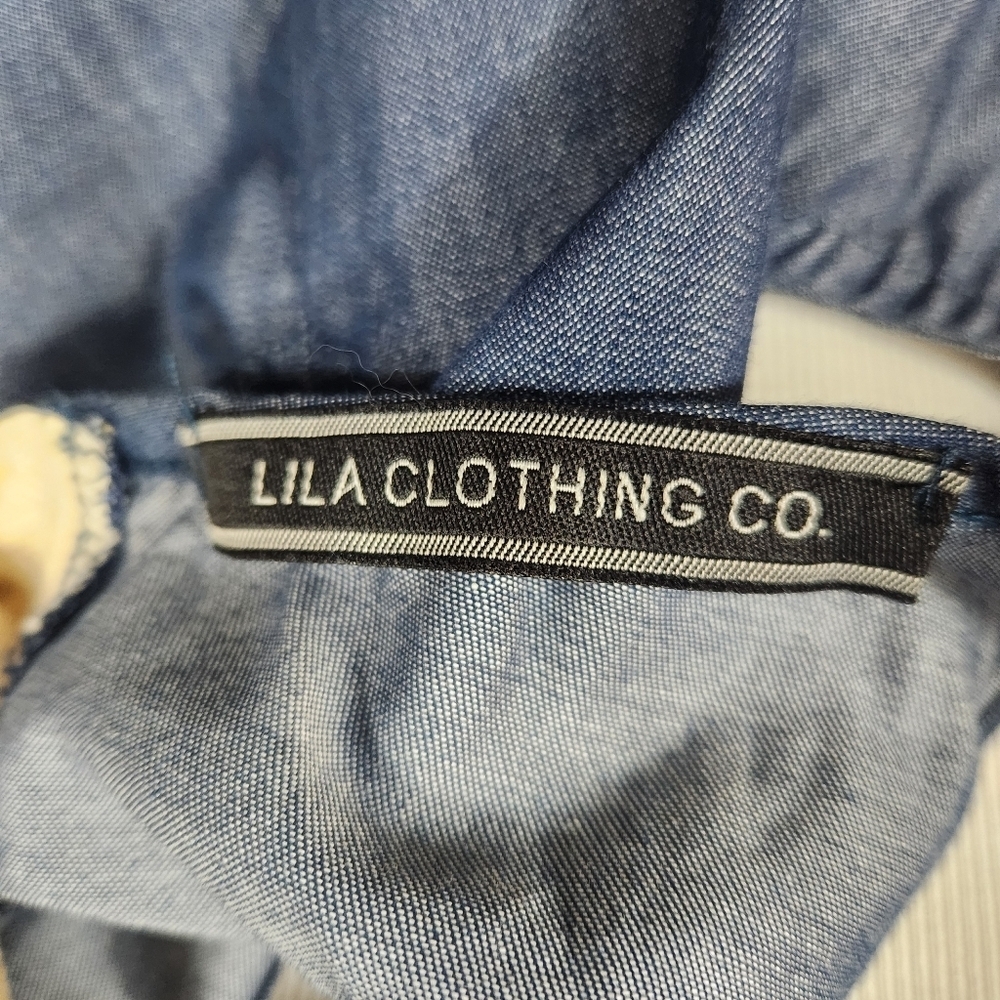 Denim Style Ruffle Hem Top - Picture 4 of 5